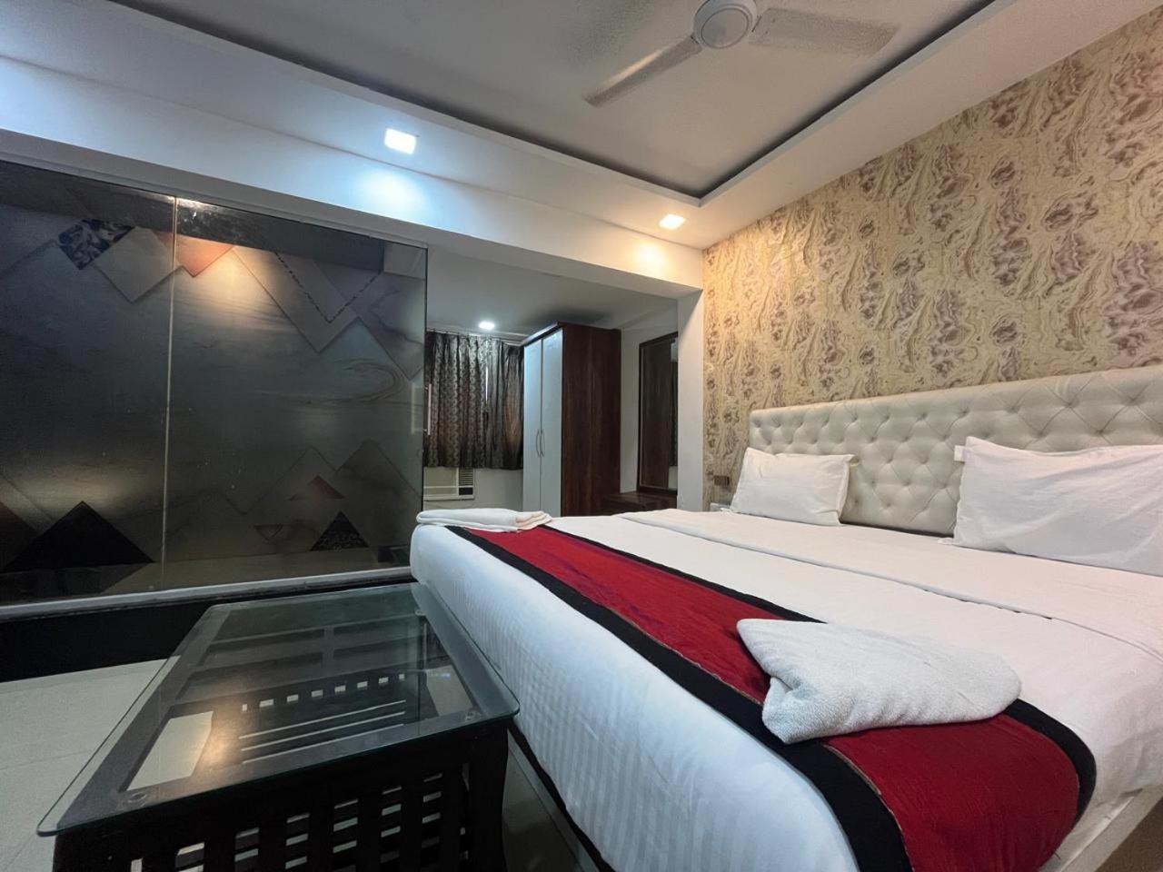 Arsh Executive Inn Dive Kültér fotó